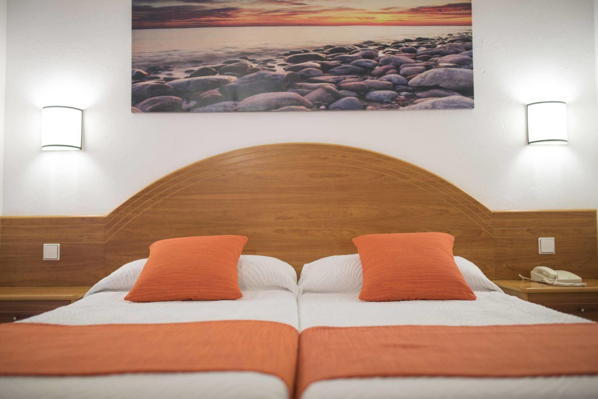 Hotel Brisa - Adults Only Σαν Αντόνιο Εξωτερικό φωτογραφία