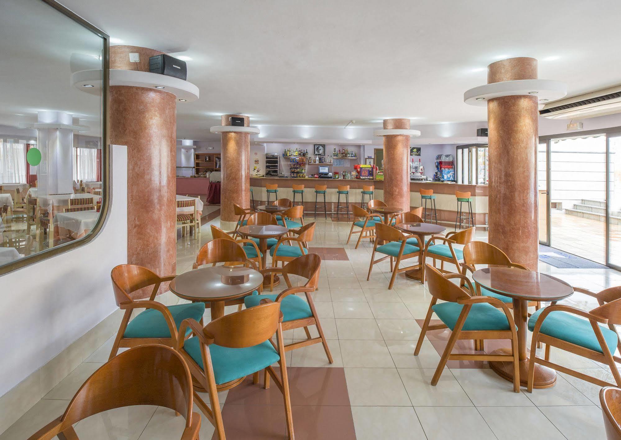 Hotel Brisa - Adults Only Σαν Αντόνιο Εξωτερικό φωτογραφία