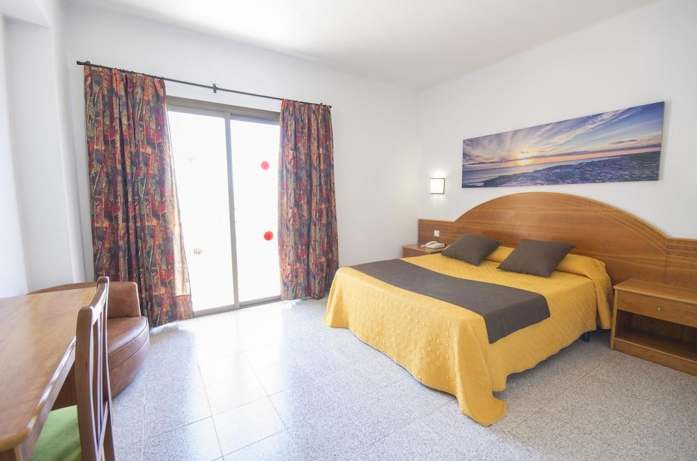 Hotel Brisa - Adults Only Σαν Αντόνιο Εξωτερικό φωτογραφία